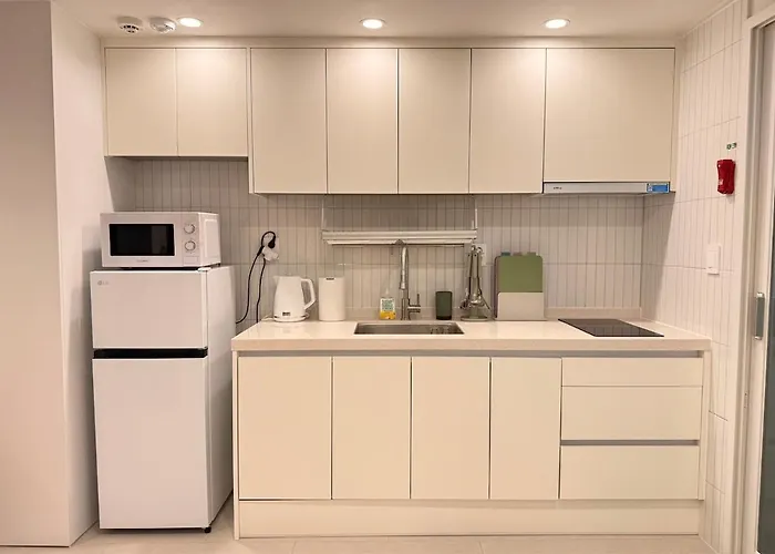 アパート Free Airport Drop-off For Of 7 Nights Or , Elevator Available , Free Luggage Storage , 6-minute Walk To Gunja Station , 3-minute Walk To The Airport Bus ソウル特別市